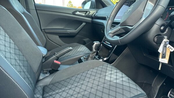 Used Volkswagen T-Cross 2024 for sale - 75684604: Photo 26