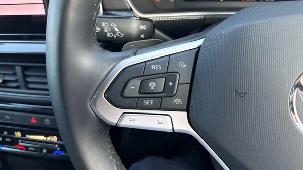 Used Volkswagen T-Cross 2024 for sale - 75684604: Photo 31