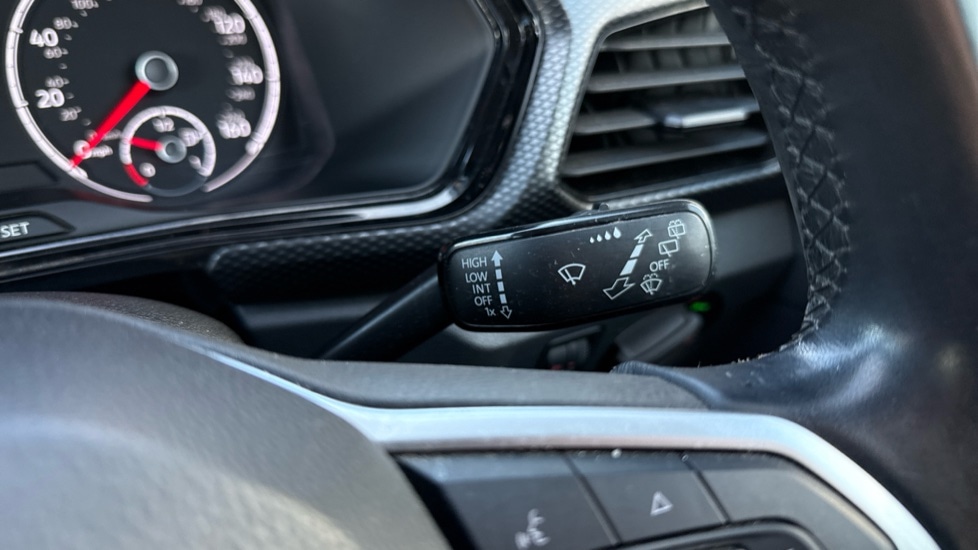 Used Volkswagen T-Cross 2019 for sale - 76684195: Photo 39