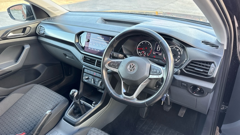 Used Volkswagen T-Cross 2019 for sale - 76684195: Photo 6