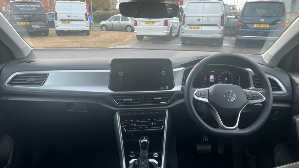 Used Volkswagen T-Roc 2025 for sale - 76873358: Photo 12