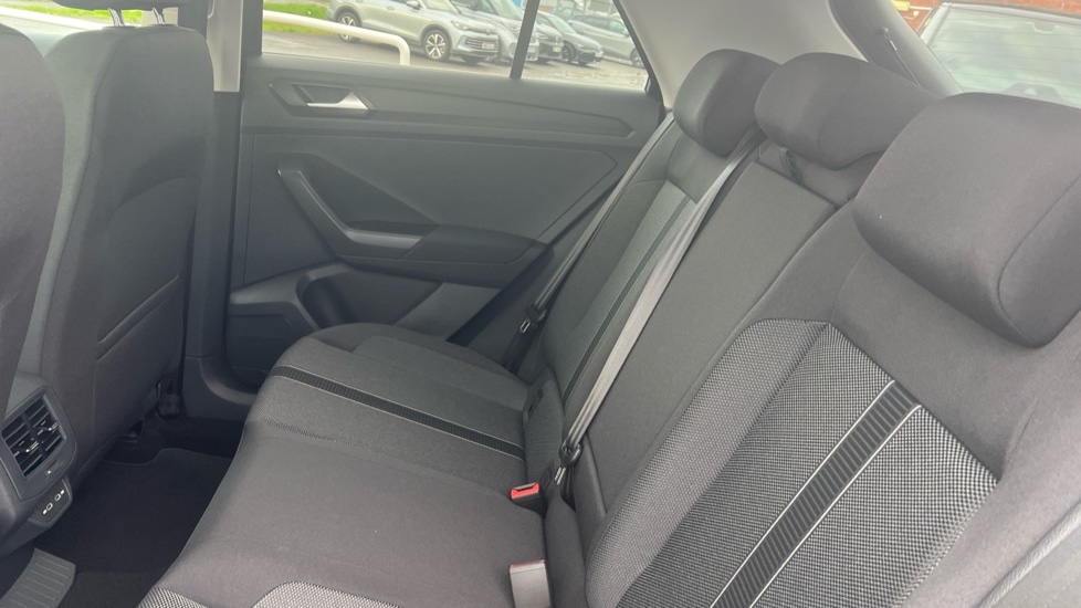 Used Volkswagen T-Roc 2025 for sale - 76873358: Photo 15