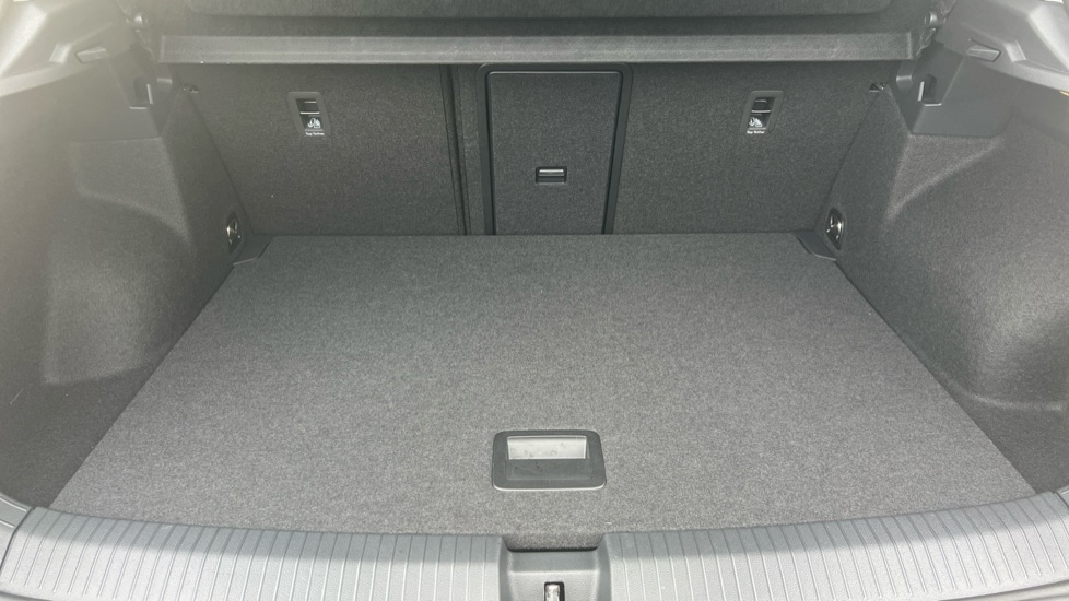 Used Volkswagen T-Roc 2025 for sale - 76873358: Photo 16