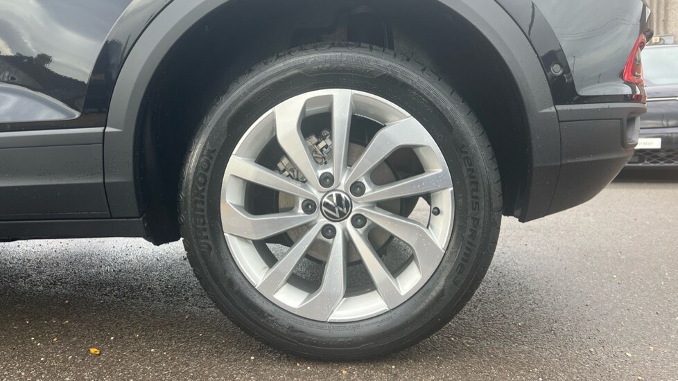 Used Volkswagen T-Roc 2025 for sale - 76873358: Photo 19