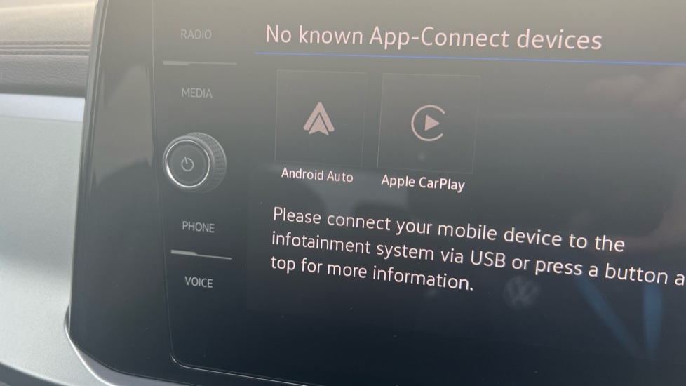 Used Volkswagen T-Roc 2025 for sale - 76873358: Photo 27