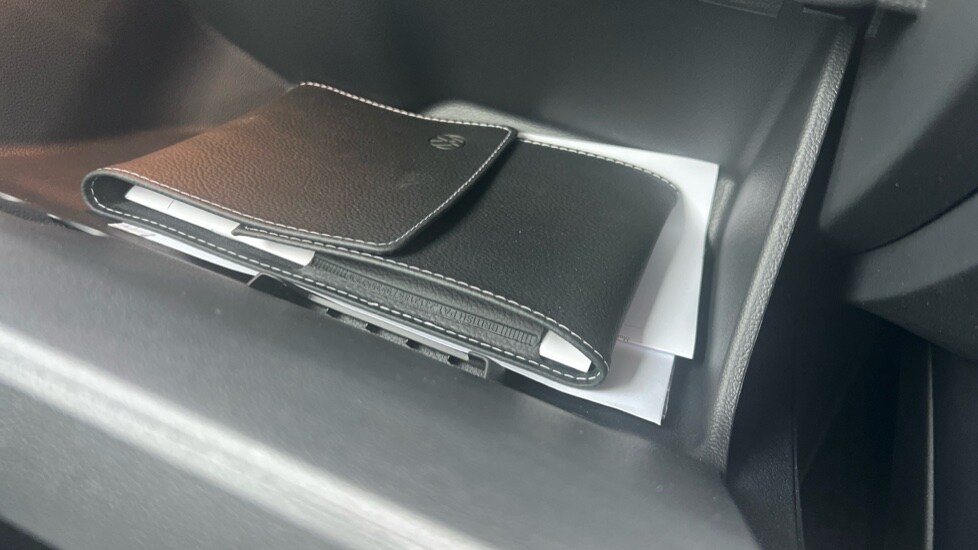 Used Volkswagen T-Roc 2025 for sale - 76873358: Photo 40