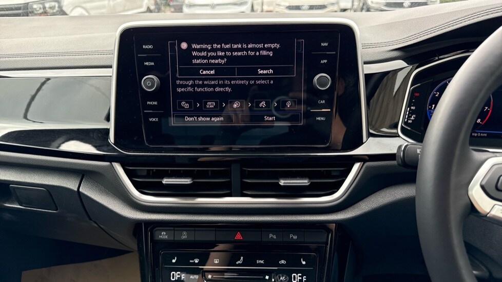 Used Volkswagen T-Roc 2024 for sale - 76007840: Photo 13