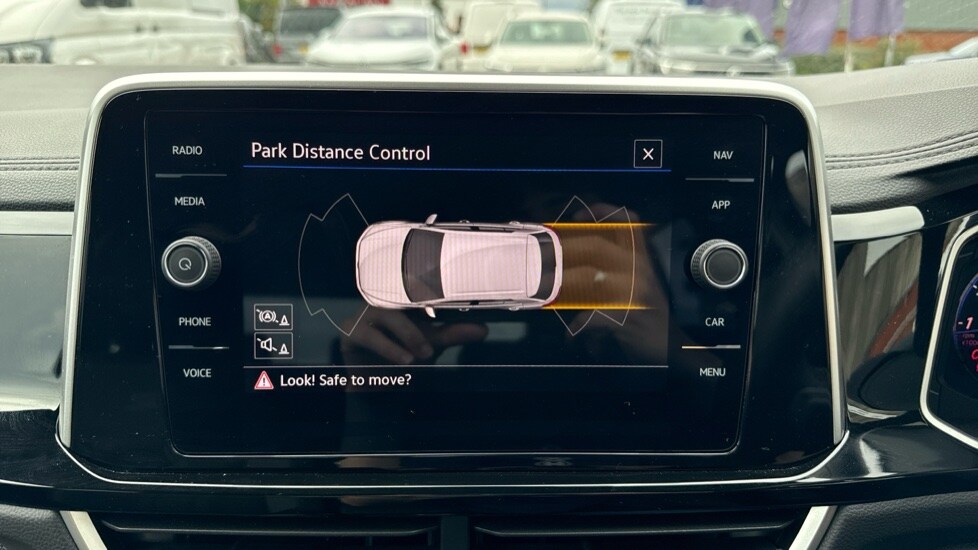 Used Volkswagen T-Roc 2024 for sale - 76007840: Photo 22