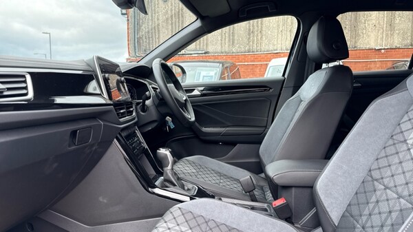 Used Volkswagen T-Roc 2024 for sale - 76007840: Photo 28