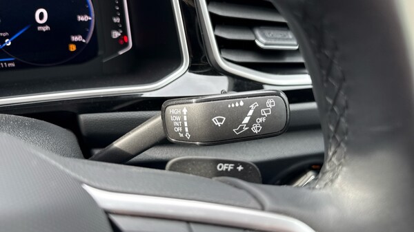 Used Volkswagen T-Roc 2024 for sale - 76007840: Photo 32