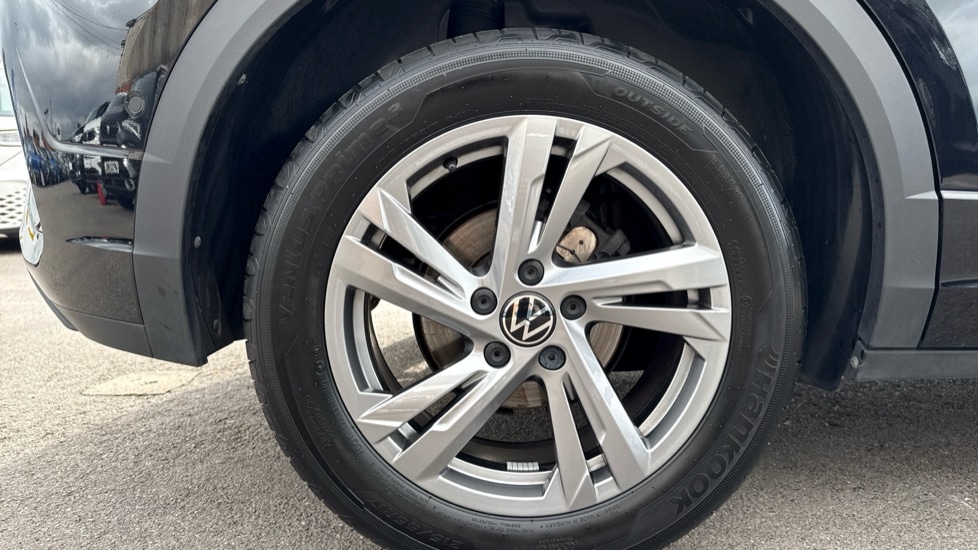 Used Volkswagen T-Roc 2024 for sale - 76007840: Photo 5