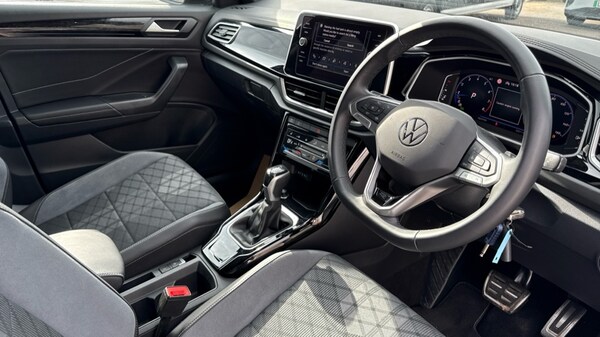 Used Volkswagen T-Roc 2024 for sale - 76007840: Photo 6