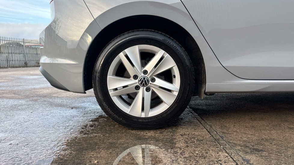 Used Volkswagen Golf 2021 for sale - 76872773: Photo 5