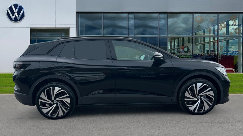 Used Volkswagen ID.4 2025 for sale - 76328176: Photo 4