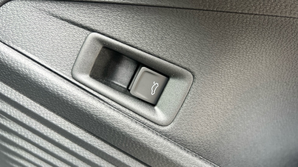 Used Volkswagen ID.4 2025 for sale - 76328176: Photo 41