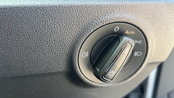 Used Volkswagen T-Roc 2025 for sale - 75484451: Photo 31