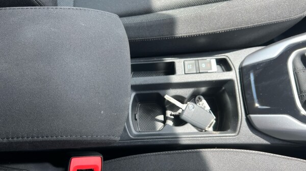 Used Volkswagen T-Roc 2025 for sale - 75484451: Photo 33