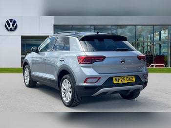 Used Volkswagen T-Roc 2025 for sale - 75484451: Photo