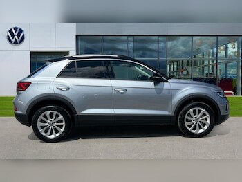 Used Volkswagen T-Roc 2025 for sale - 75484451: Photo