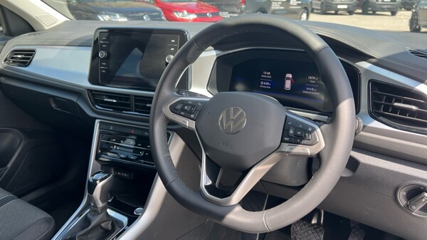 Used Volkswagen T-Roc 2025 for sale - 75484451: Photo 6