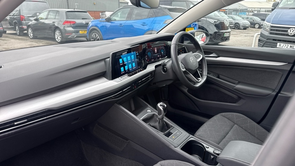 Used Volkswagen Golf 2024 for sale - 76297314: Photo 2