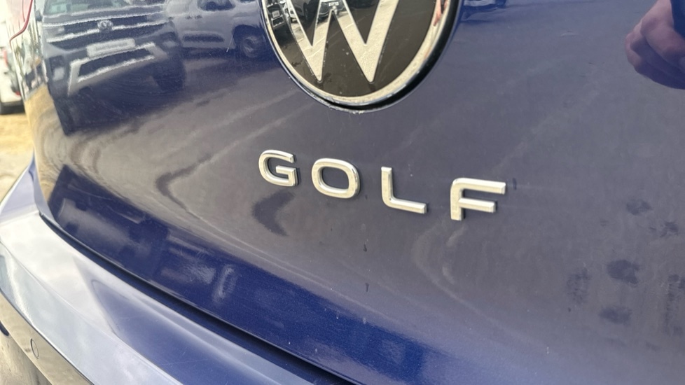 Used Volkswagen Golf 2024 for sale - 76297314: Photo 27