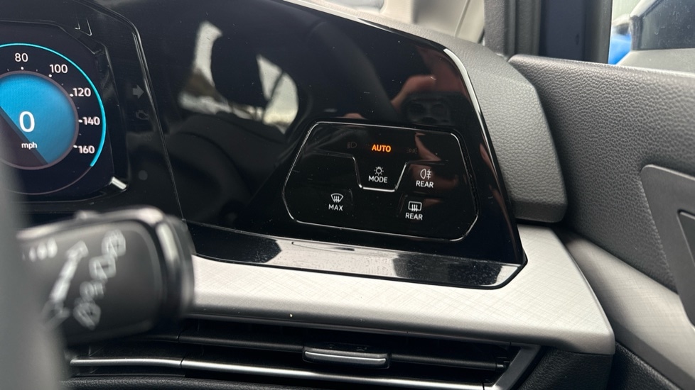 Used Volkswagen Golf 2024 for sale - 76297314: Photo 32