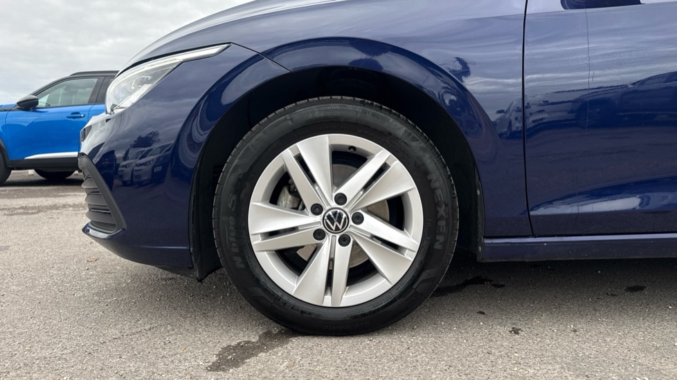 Used Volkswagen Golf 2024 for sale - 76297314: Photo 5