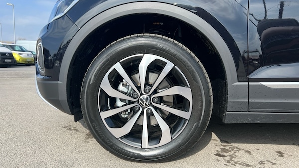 Used Volkswagen T-Roc 2025 for sale - 75484467: Photo 18