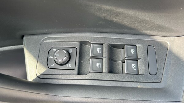 Used Volkswagen T-Roc 2025 for sale - 75484467: Photo 26