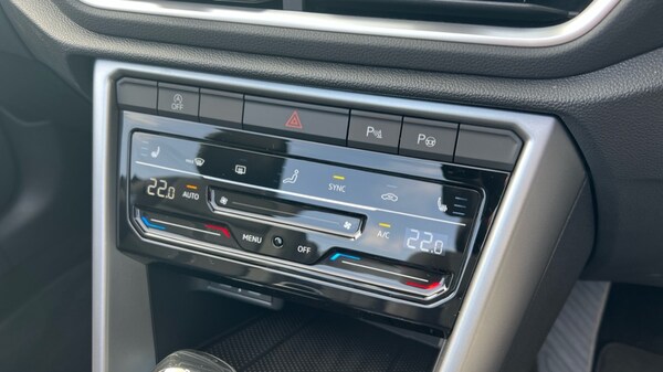 Used Volkswagen T-Roc 2025 for sale - 75484467: Photo 40
