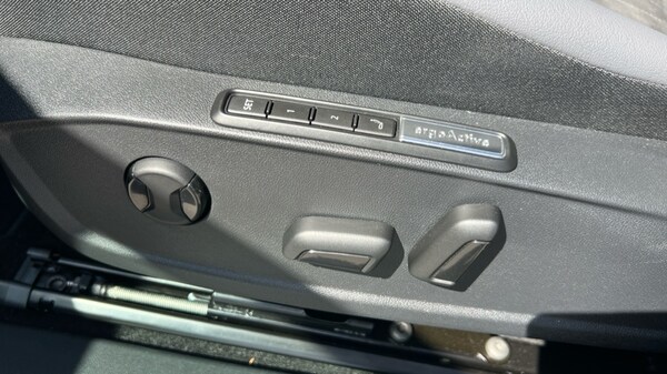 Used Volkswagen ID.4 2024 for sale - 75484453: Photo 25