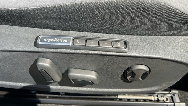Used Volkswagen ID.4 2024 for sale - 75484453: Photo 28