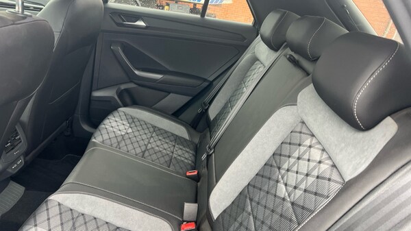Used Volkswagen T-Roc 2025 for sale - 75484456: Photo 15