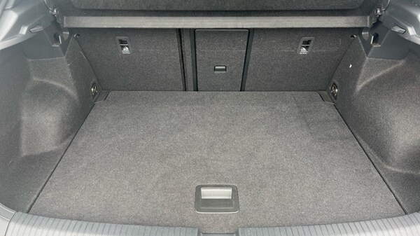 Used Volkswagen T-Roc 2025 for sale - 75484456: Photo 16