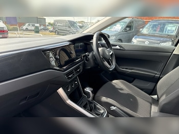 Used Volkswagen Polo 2024 for sale - 75484460: Photo