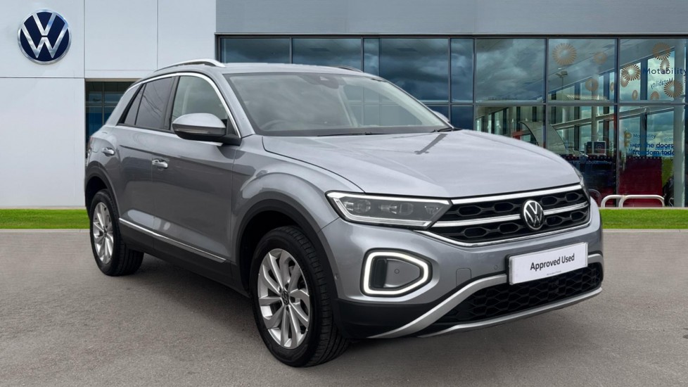 Used Volkswagen T-Roc 2024 for sale - 76297425: Photo 1