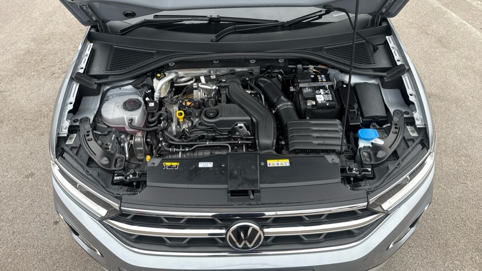 Used Volkswagen T-Roc 2024 for sale - 76297425: Photo 17