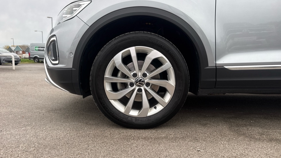 Used Volkswagen T-Roc 2024 for sale - 76297425: Photo 18