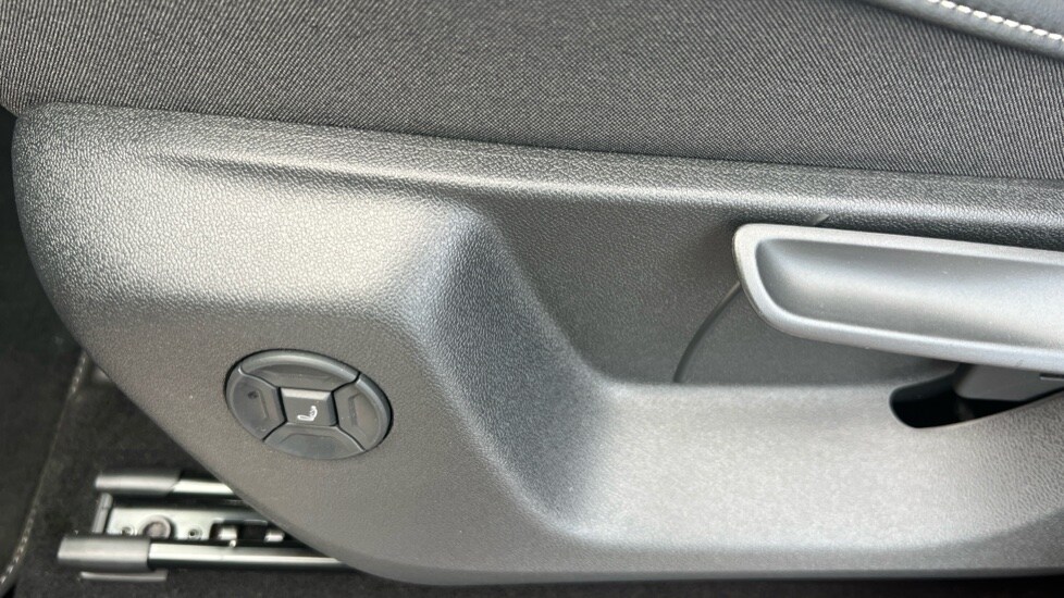 Used Volkswagen Tiguan 2025 for sale - 76870057: Photo 23