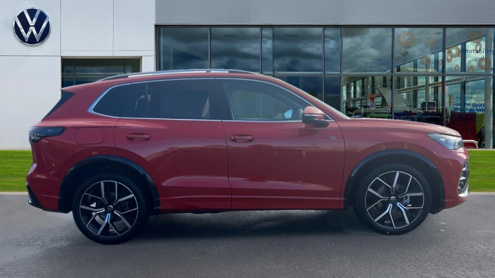 Used Volkswagen Tiguan 2025 for sale - 76870057: Photo 4