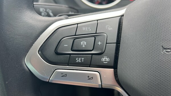 Used Volkswagen Tiguan 2022 for sale - 75684651: Photo 32