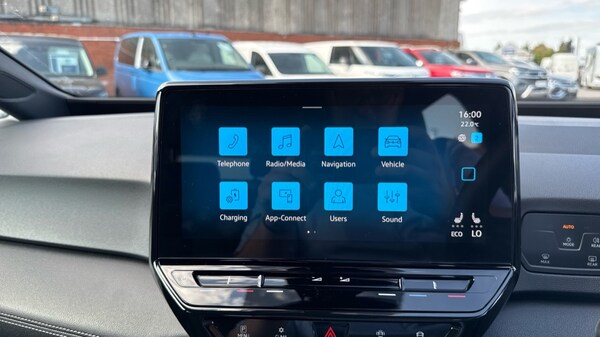 Used Volkswagen ID.3 2024 for sale - 75684618: Photo 23