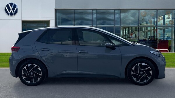 Used Volkswagen ID.3 2024 for sale - 75684618: Photo 4