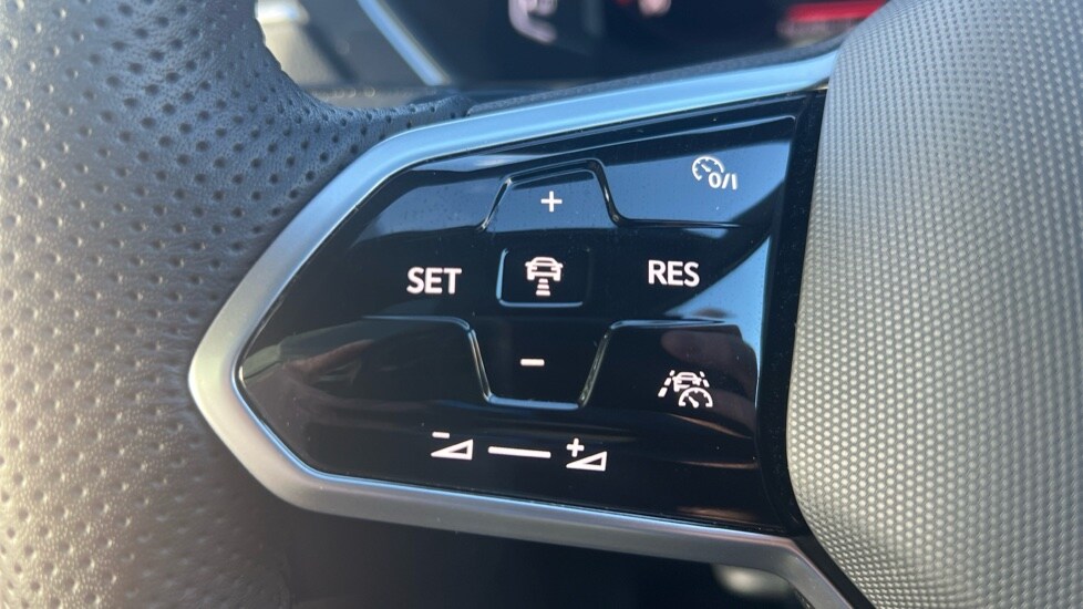 Used Volkswagen Tiguan Allspace 2024 for sale - 76372884: Photo 34