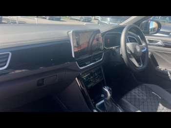 Used Volkswagen T-Roc 2024 for sale - 74090962: Photo