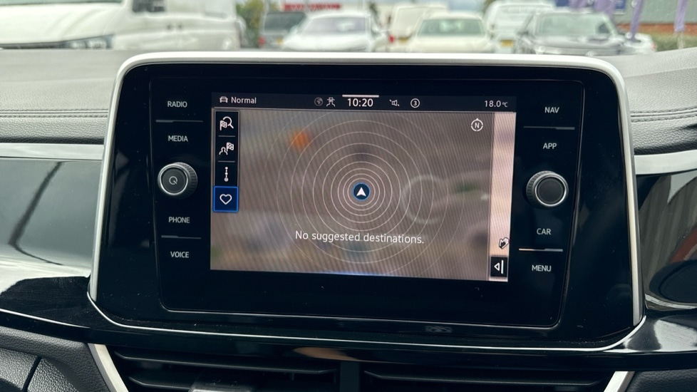 Used Volkswagen T-Roc 2024 for sale - 76870274: Photo 21