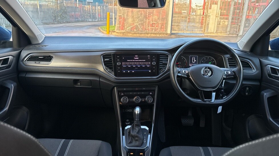 Used Volkswagen T-Roc 2019 for sale - 76874990: Photo 12