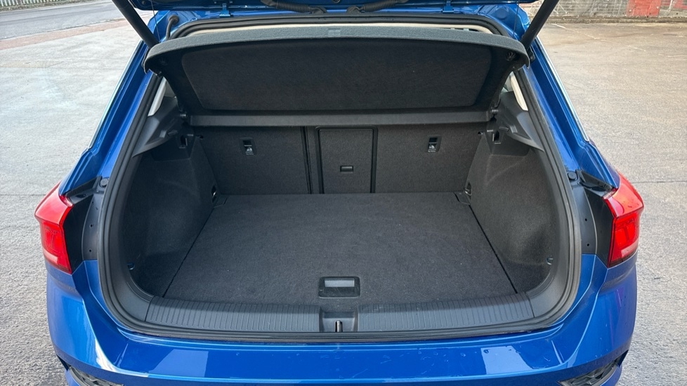 Used Volkswagen T-Roc 2019 for sale - 76874990: Photo 16