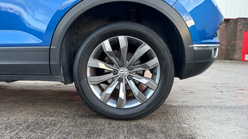 Used Volkswagen T-Roc 2019 for sale - 76874990: Photo 19